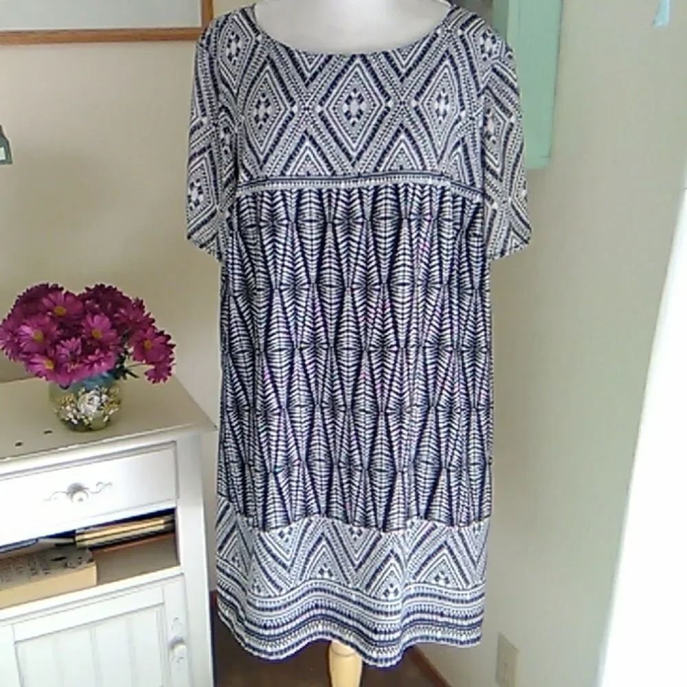 Avon Border Print Shift Dress